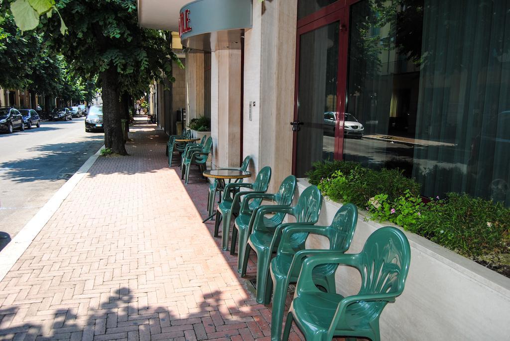 Hotel Brasile Montecatini Terme Exterior foto